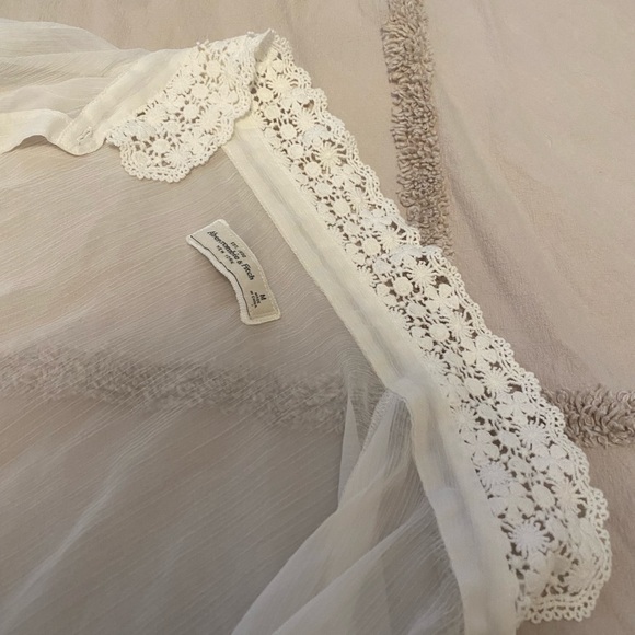 Abercrombie sheer button up with lace collar - Picture 3 of 4
